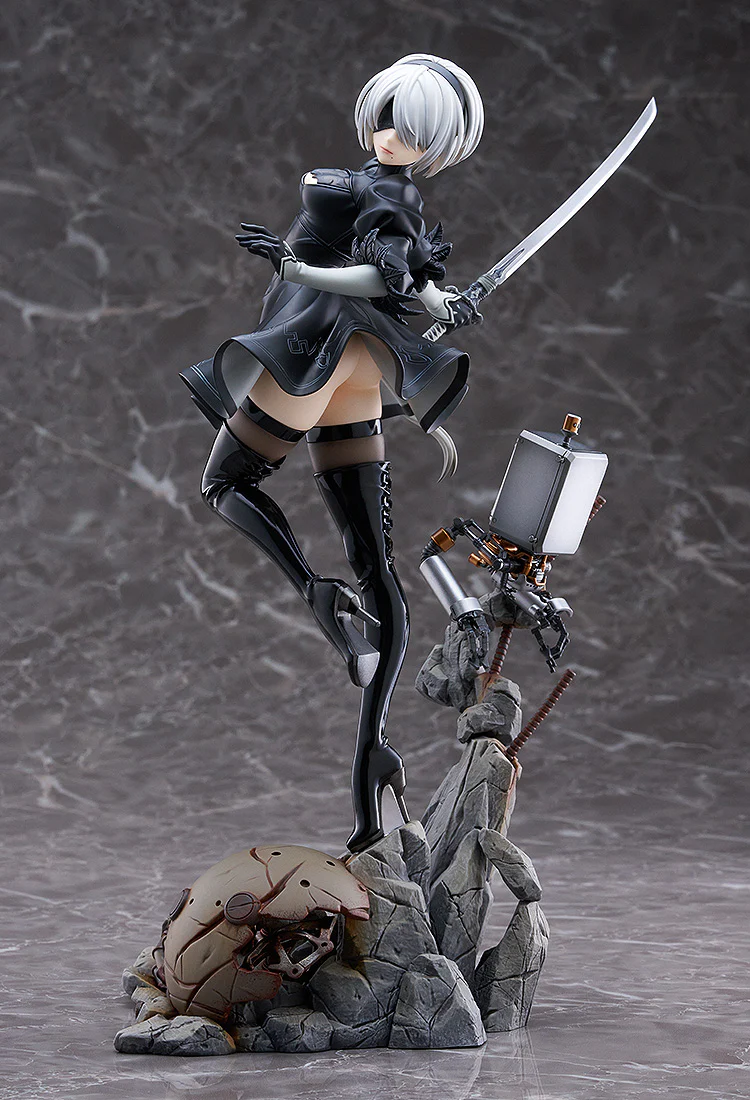 2B 1/7 Scale Figure