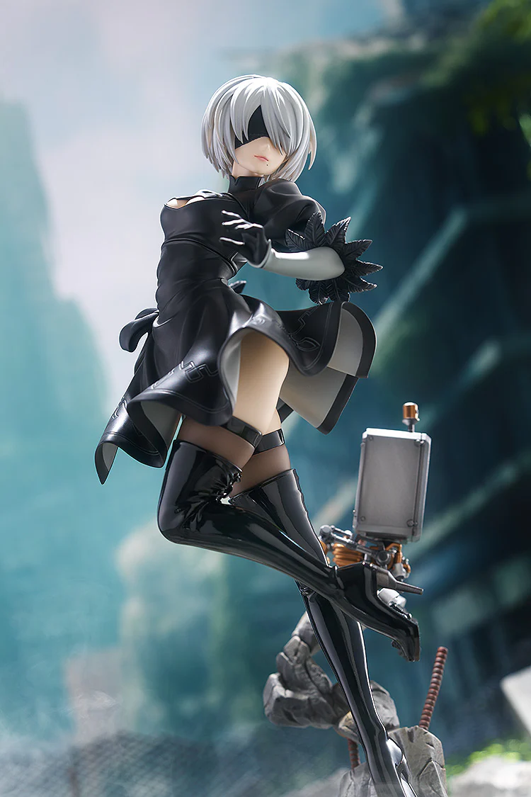 2B 1/7 Scale Figure - Image 13