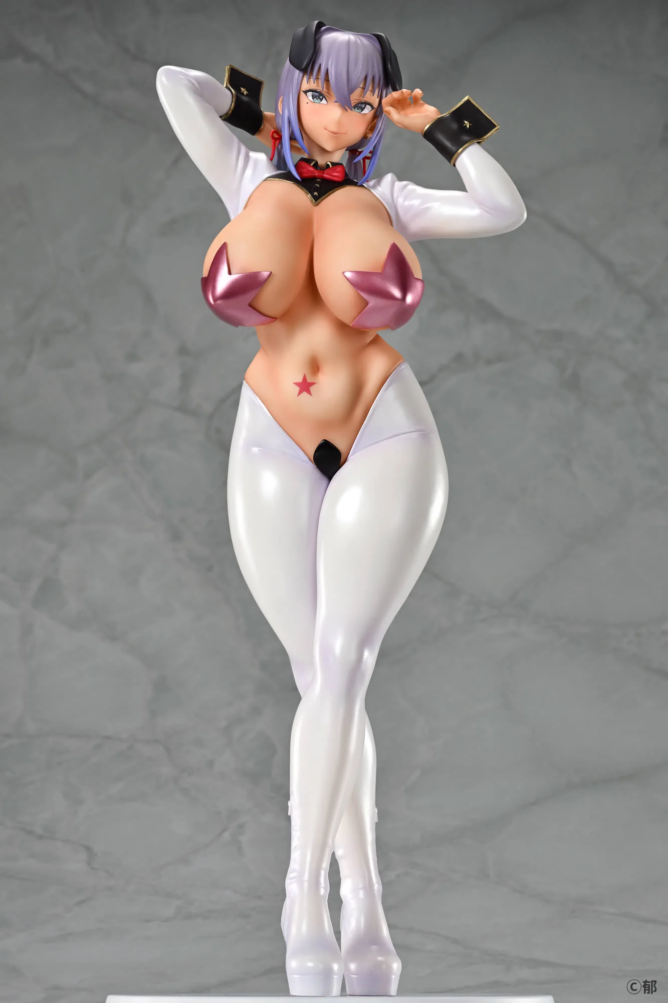 Ami-chan Reverse Bunny Suntan ver. 1/5 Scale Figure - Image 5