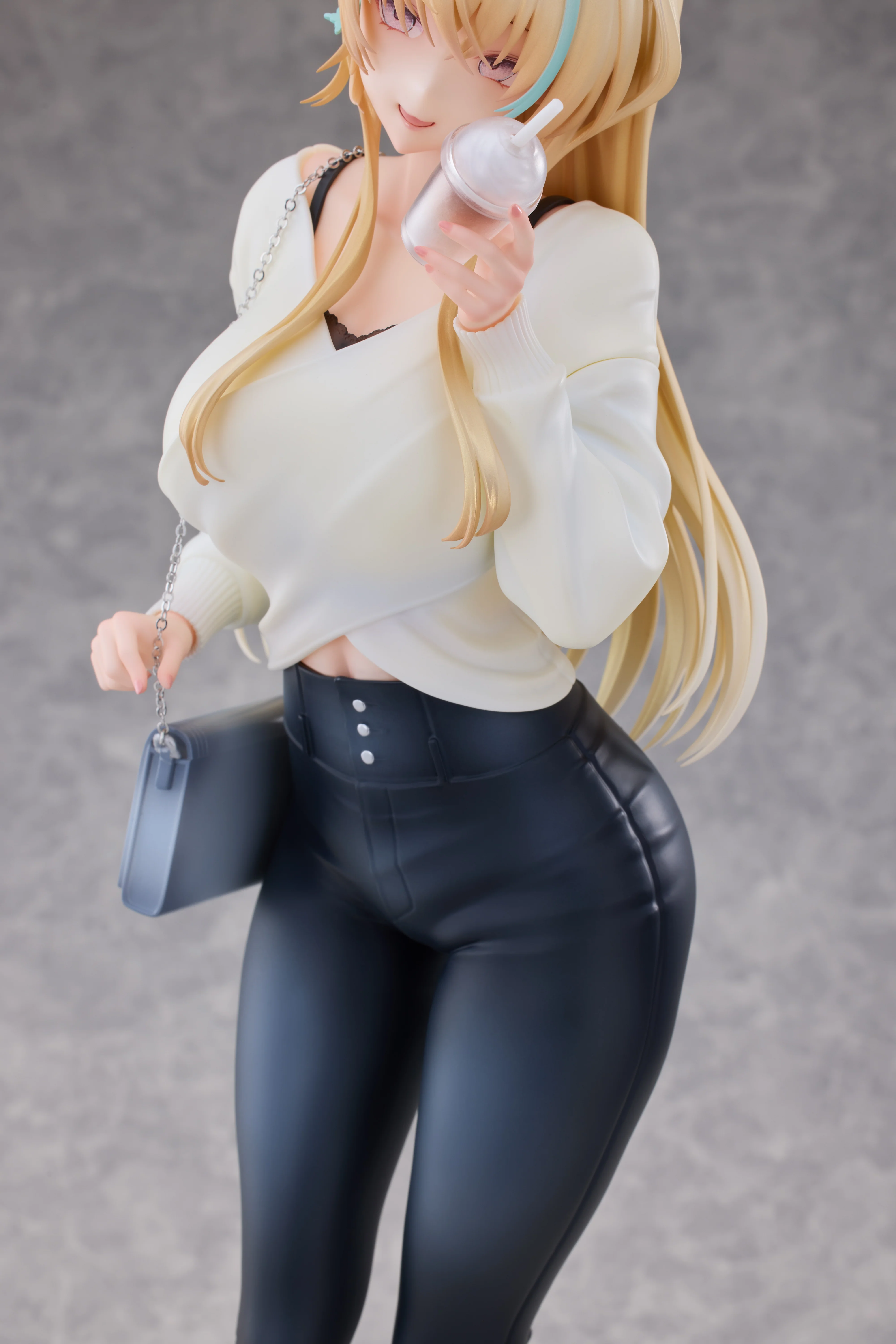 Aoi Koigakubo Illustrated by Fujiko Deluxe Edition 1/4 Scale Figure - Image 7