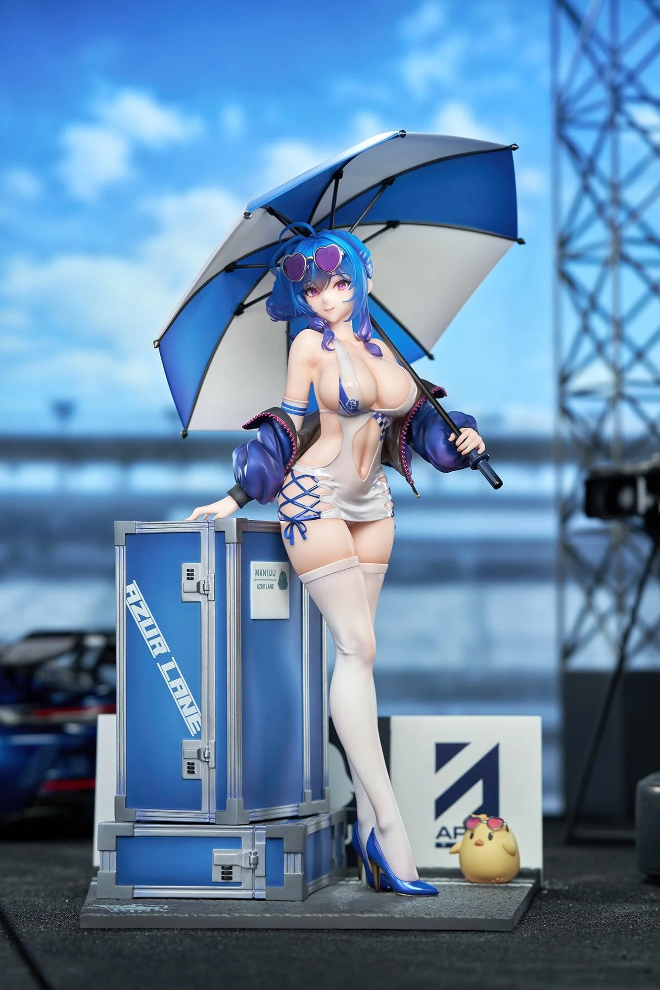 Azur Lane St. Louis: Race Queen Ver. 1/7 Scale Figure - Image 12
