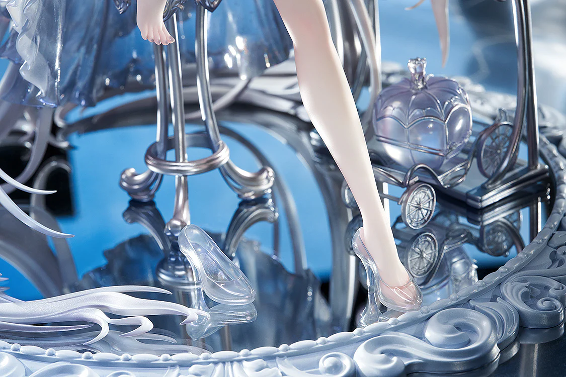 Cinderella: Glass Princess 1/7 Scale Figure - Image 9