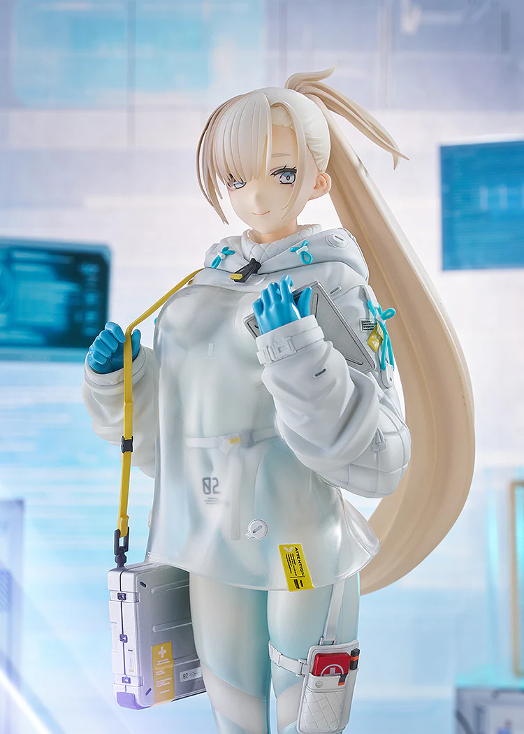 DR. 1/7 Scale Figure - Image 12
