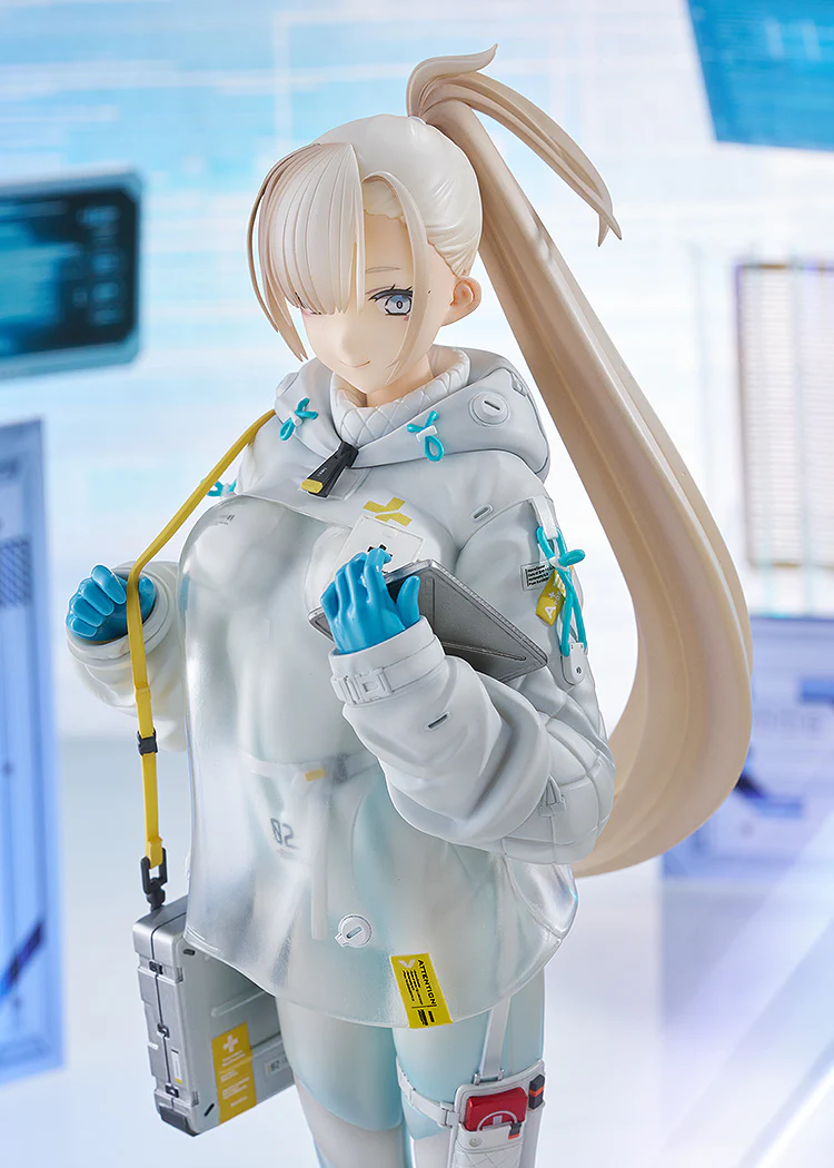DR. 1/7 Scale Figure - Image 13