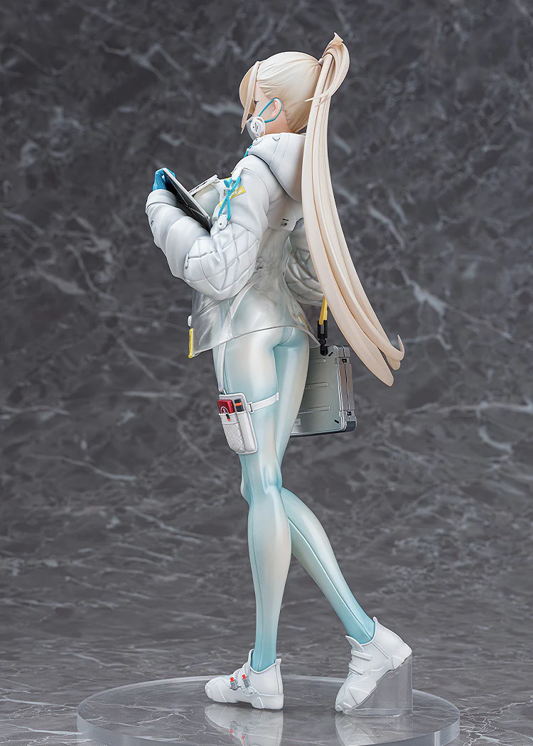 DR. 1/7 Scale Figure - Image 3