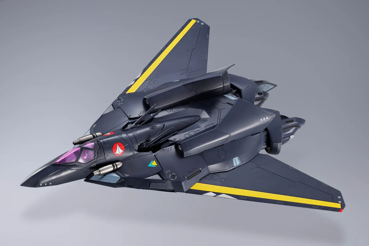 DX Chogokin VF-17S Nightmare Stealth Valkyrie (Gamlin Kizaki Use) - Image 10