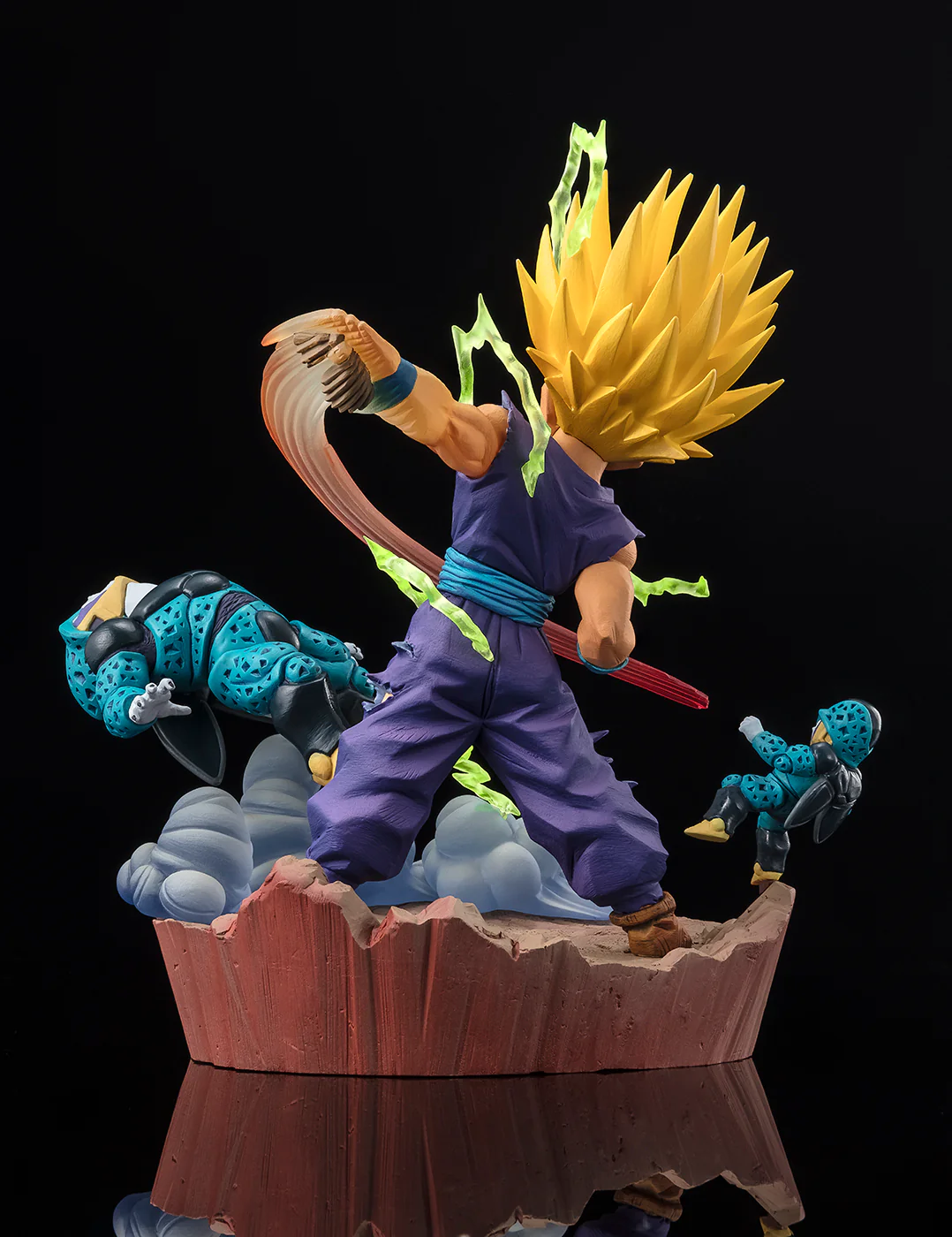 Figuarts ZERO [Extra Battle] Super Saiyan 2 Son Gohan -Anger Exploding into Power!!- - Image 5