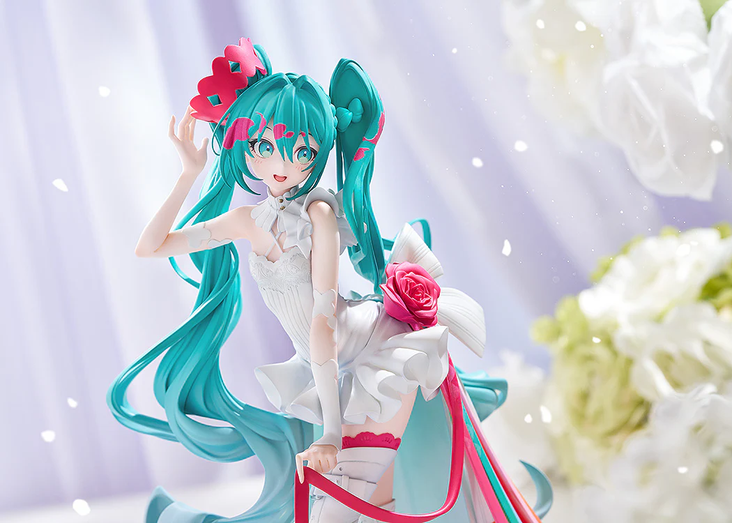 G.S. Collection Racing Miku: 15th "Rhapsody" 2010-2025 1/7 Scale Figure - Image 9