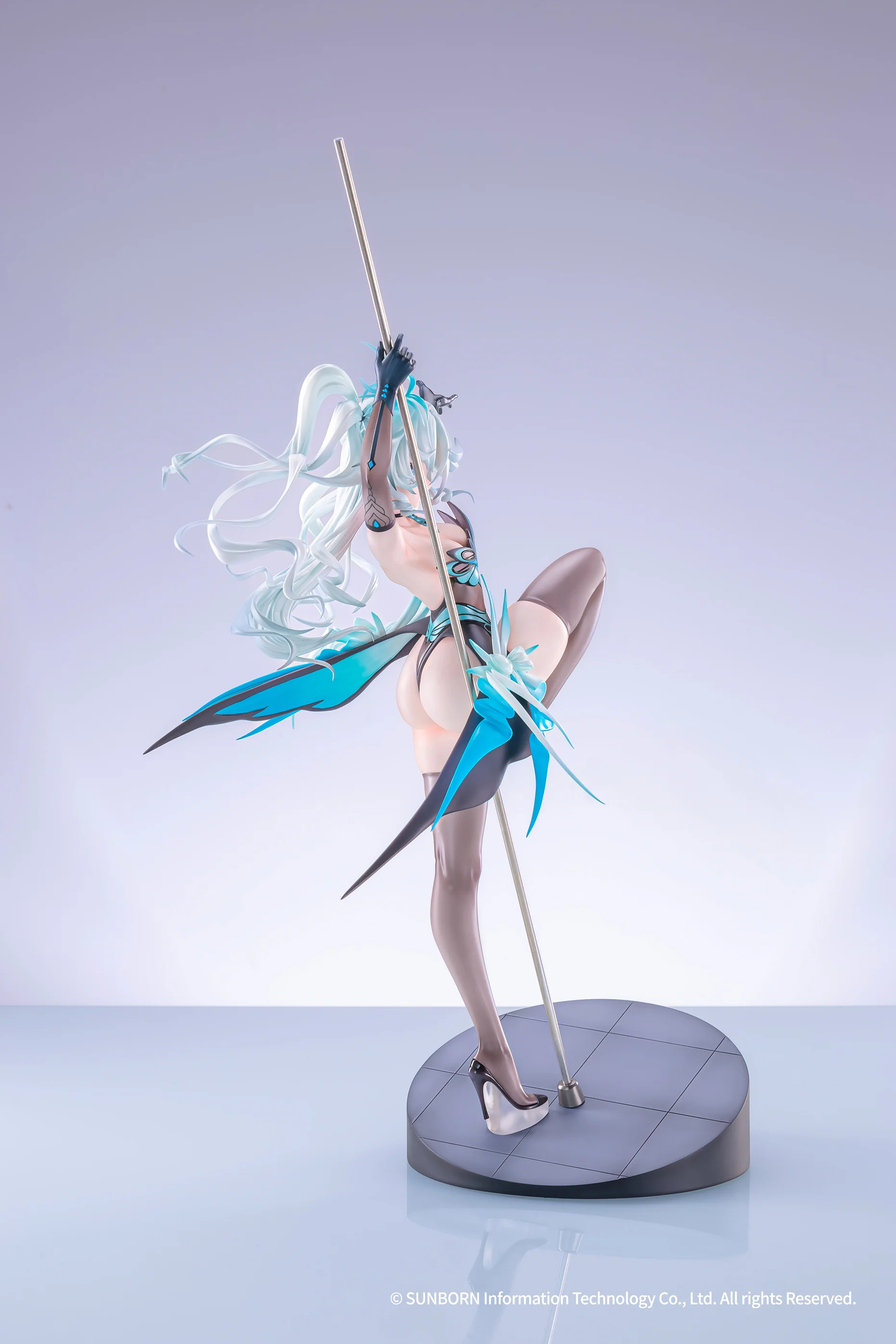 Girls' Frontline PA-15 Treading Light, Coming Night Ver. 1/7 Scale Figure - Image 3