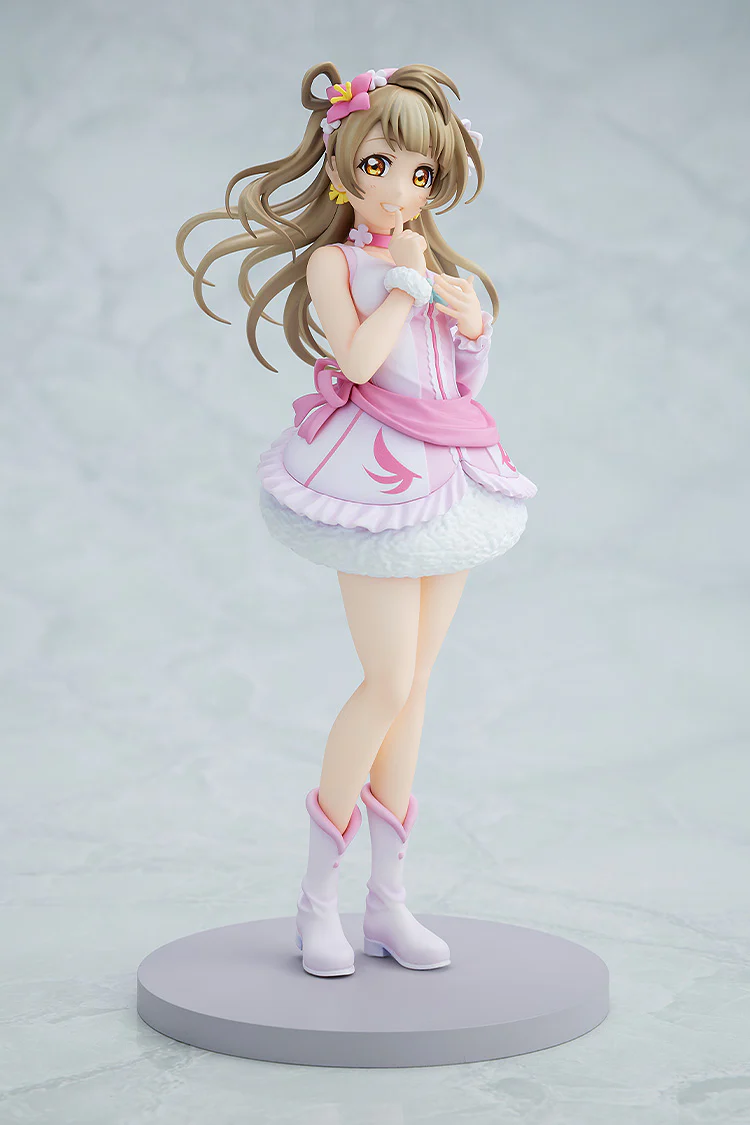 Kotori Minami: Bokutachi wa Hitotsu no Hikari Ver. Complete Figure