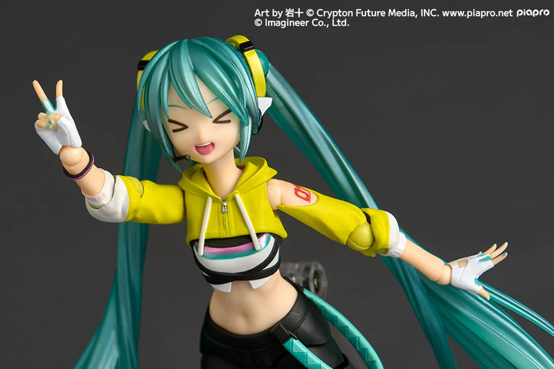 Revoltech Amazing Yamaguchi Hatsune Miku Fit Boxing Ver. - Image 10