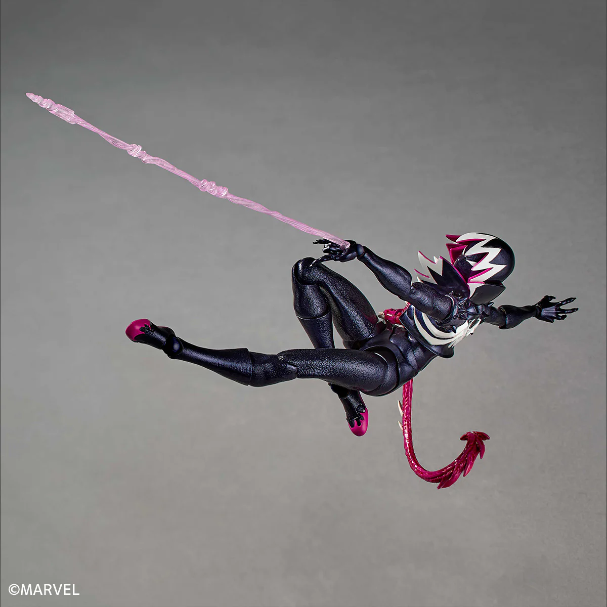 Revoltech Amazing Yamaguchi "Spider-Gwen" Gwenom - Image 3