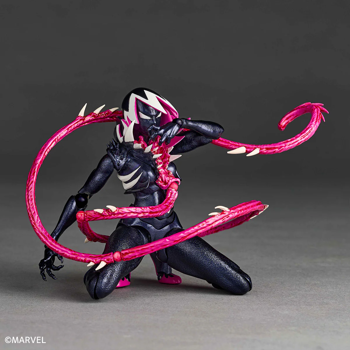 Revoltech Amazing Yamaguchi "Spider-Gwen" Gwenom - Image 5