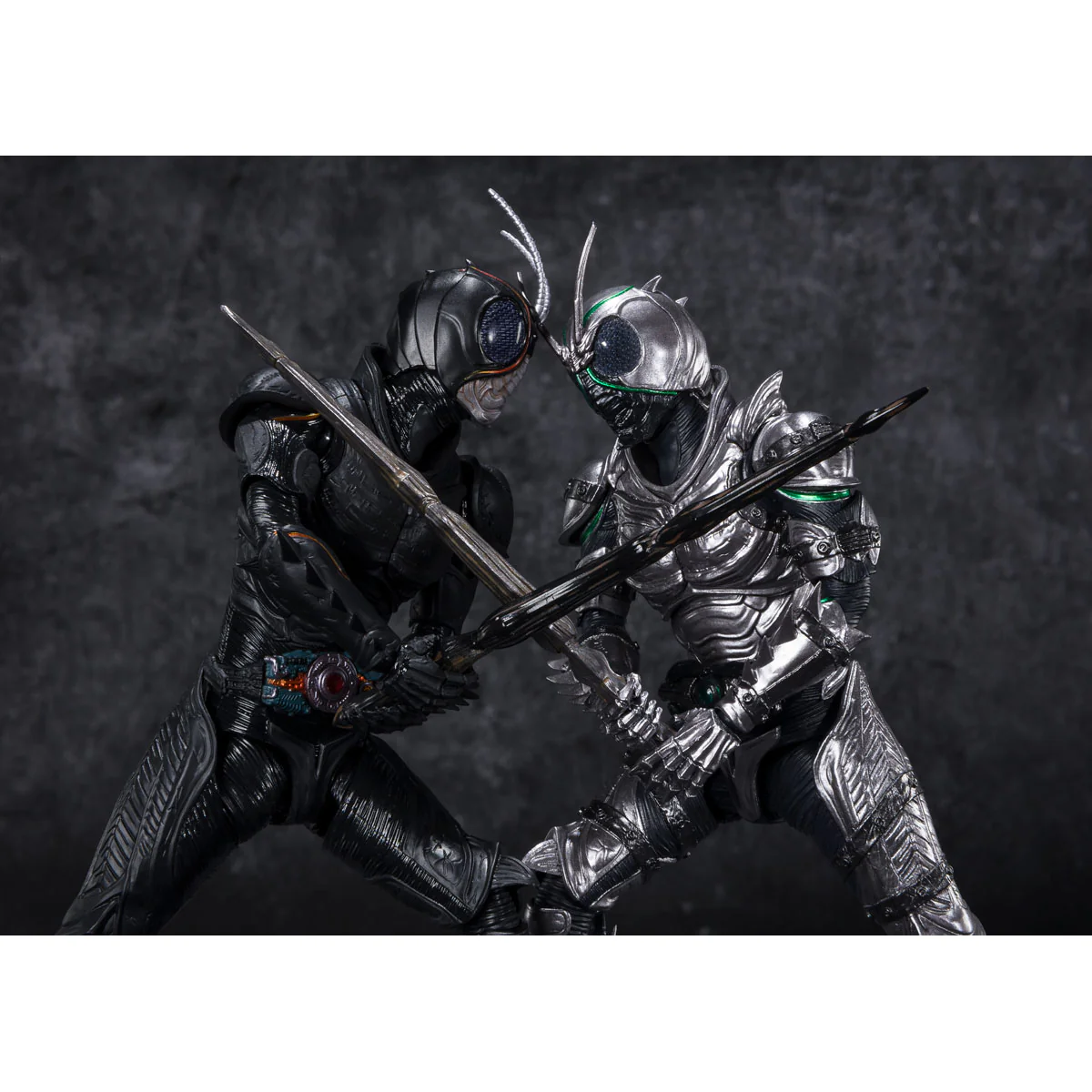 S.H.Figuarts Kamen Rider Shadowmoon - Image 8