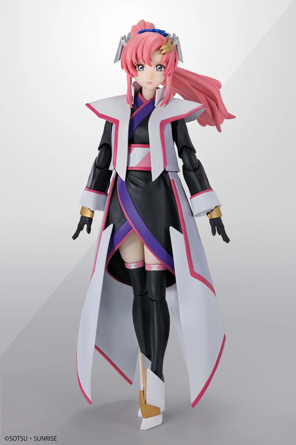 S.H.Figuarts Lacus Clyne (Compass Battle Surcoat Ver.) - Image 2