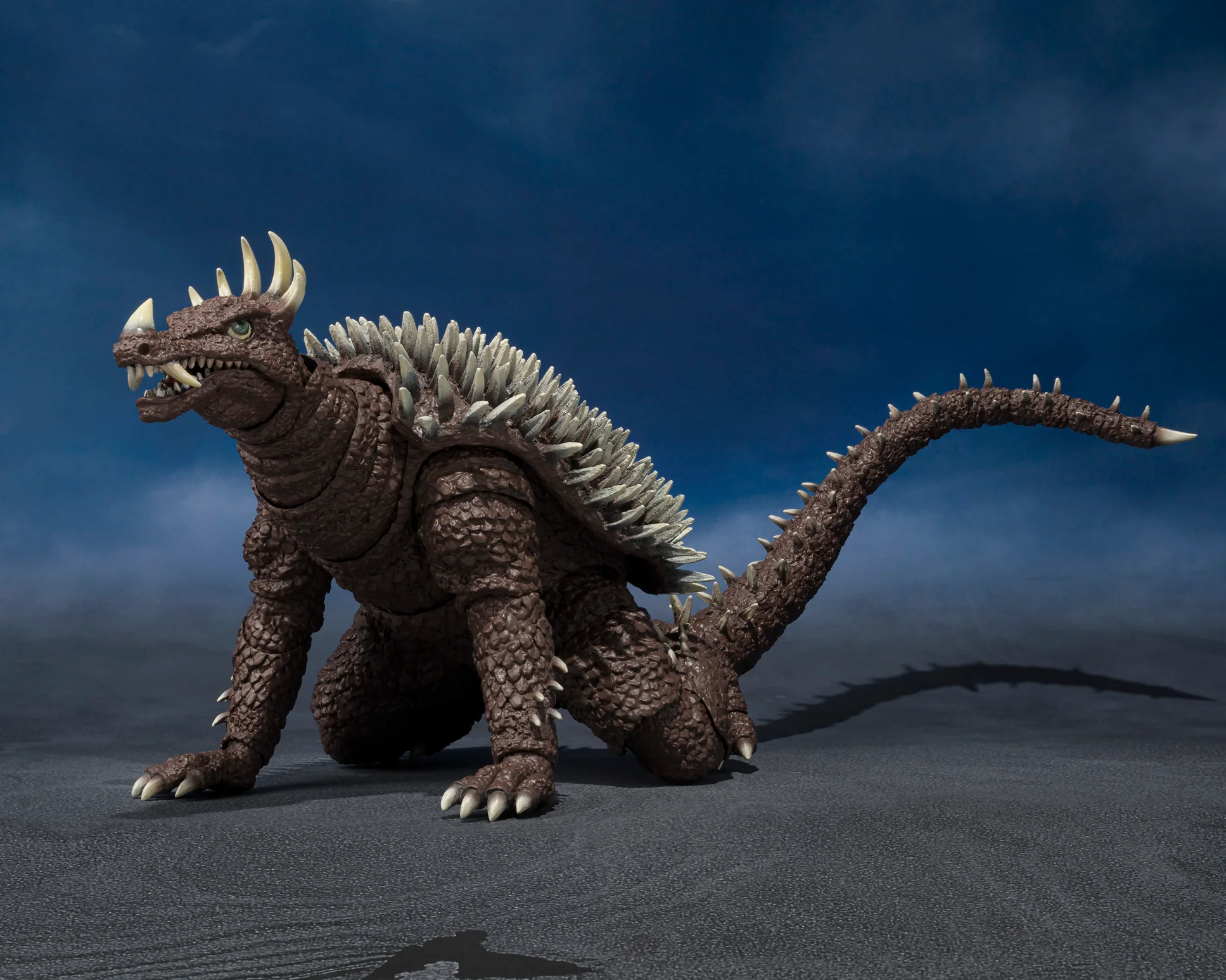 S.H.MonsterArts Anguirus (1972) - Image 2