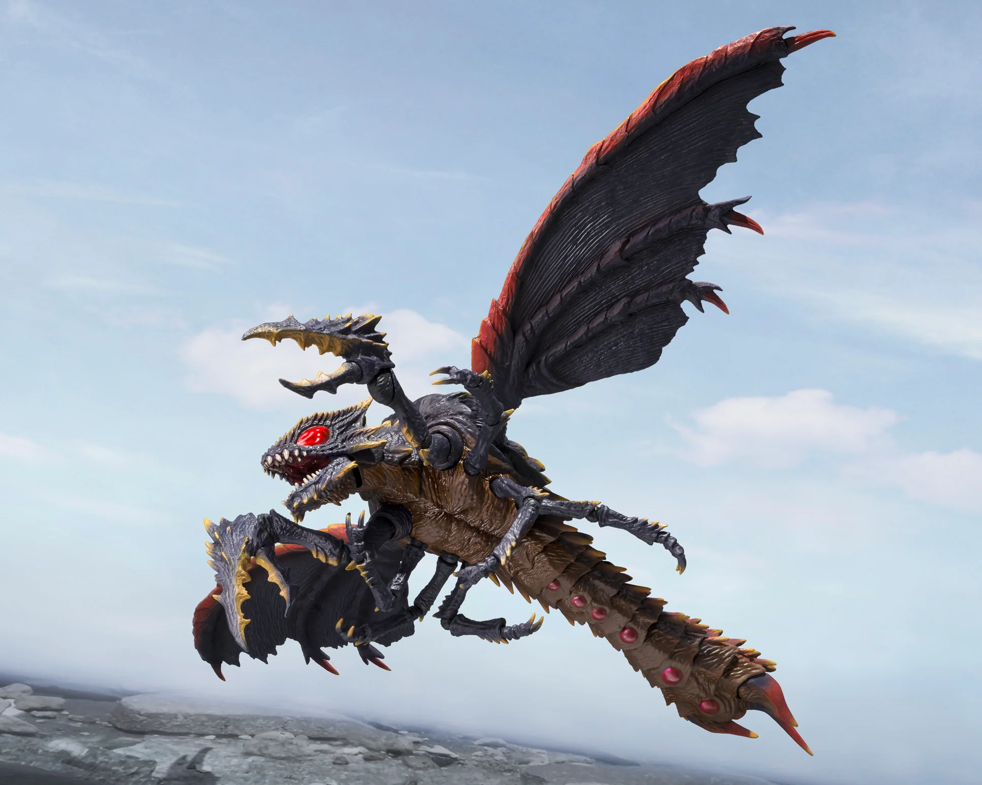 S.H.MonsterArts Megaguirus Evolution Set - Image 5