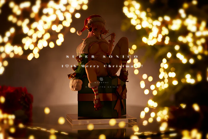 Super Sonico -10th Merry Christmas!- 1/7 Scale Figure - Image 10
