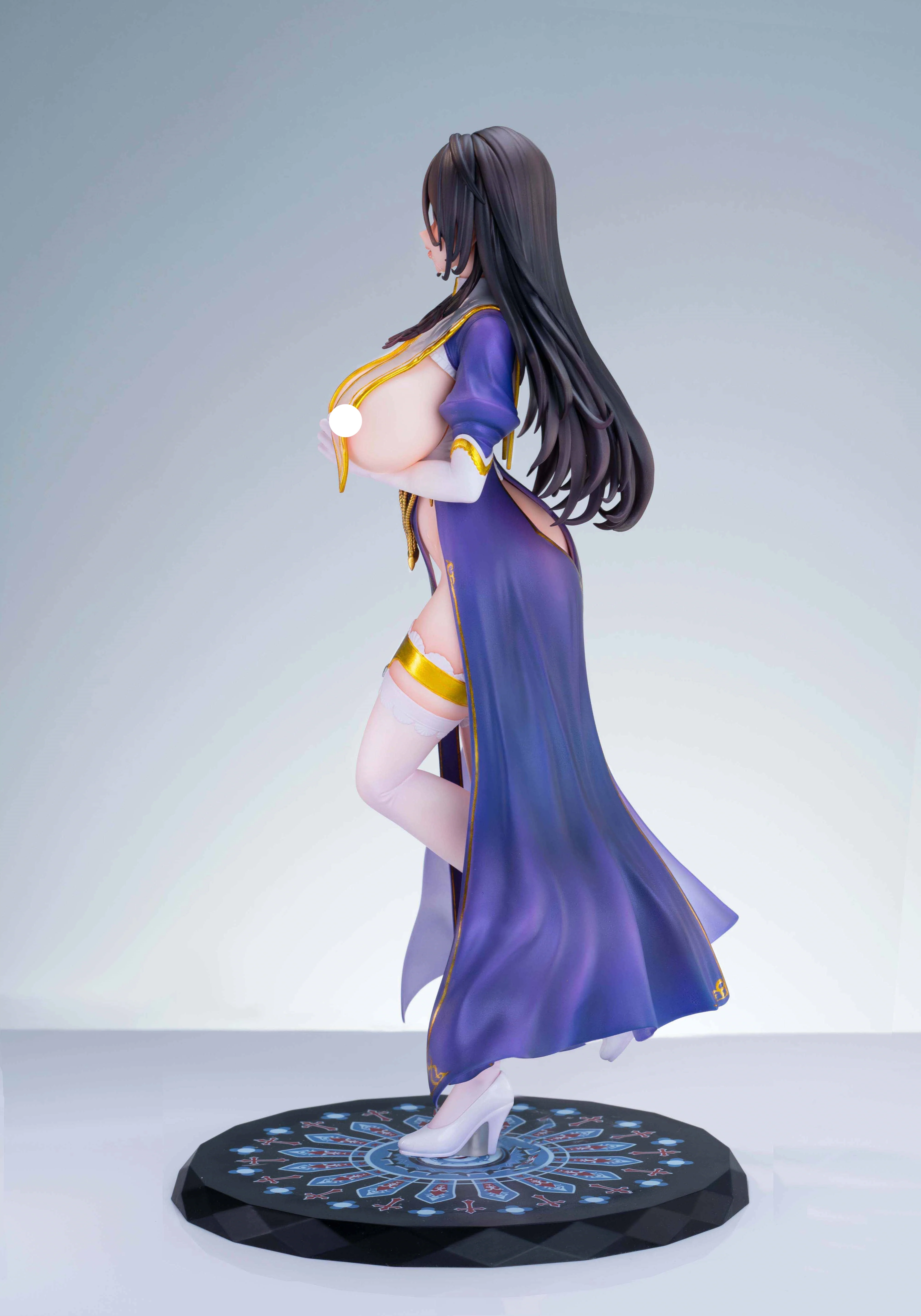 The Nun of Prayer - Petrone 1/6 Scale Figure - Image 3