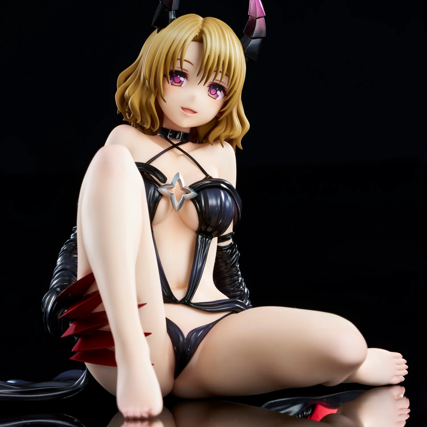 To Love-Ru Darkness Risa Momioka Darkness ver. 1/6 Scale Figure - Image 20