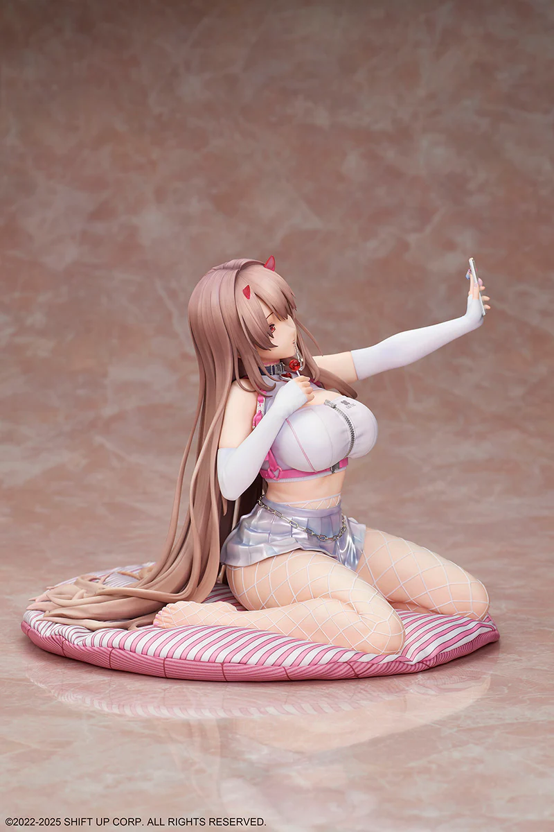Viper 1/4 Scale Figure - Image 2
