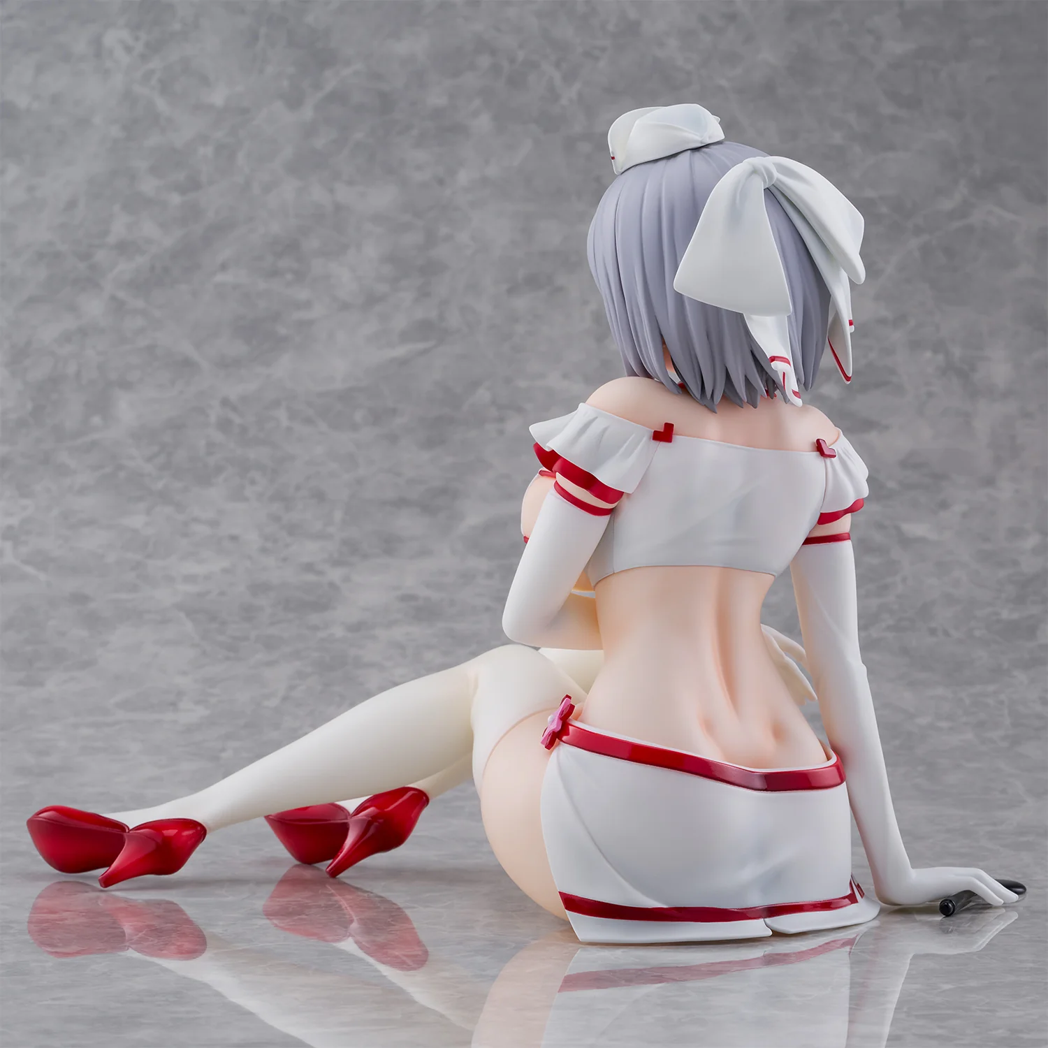 Yumi: Sexy Nurse Ver. 1/4 Scale Figure - Image 4