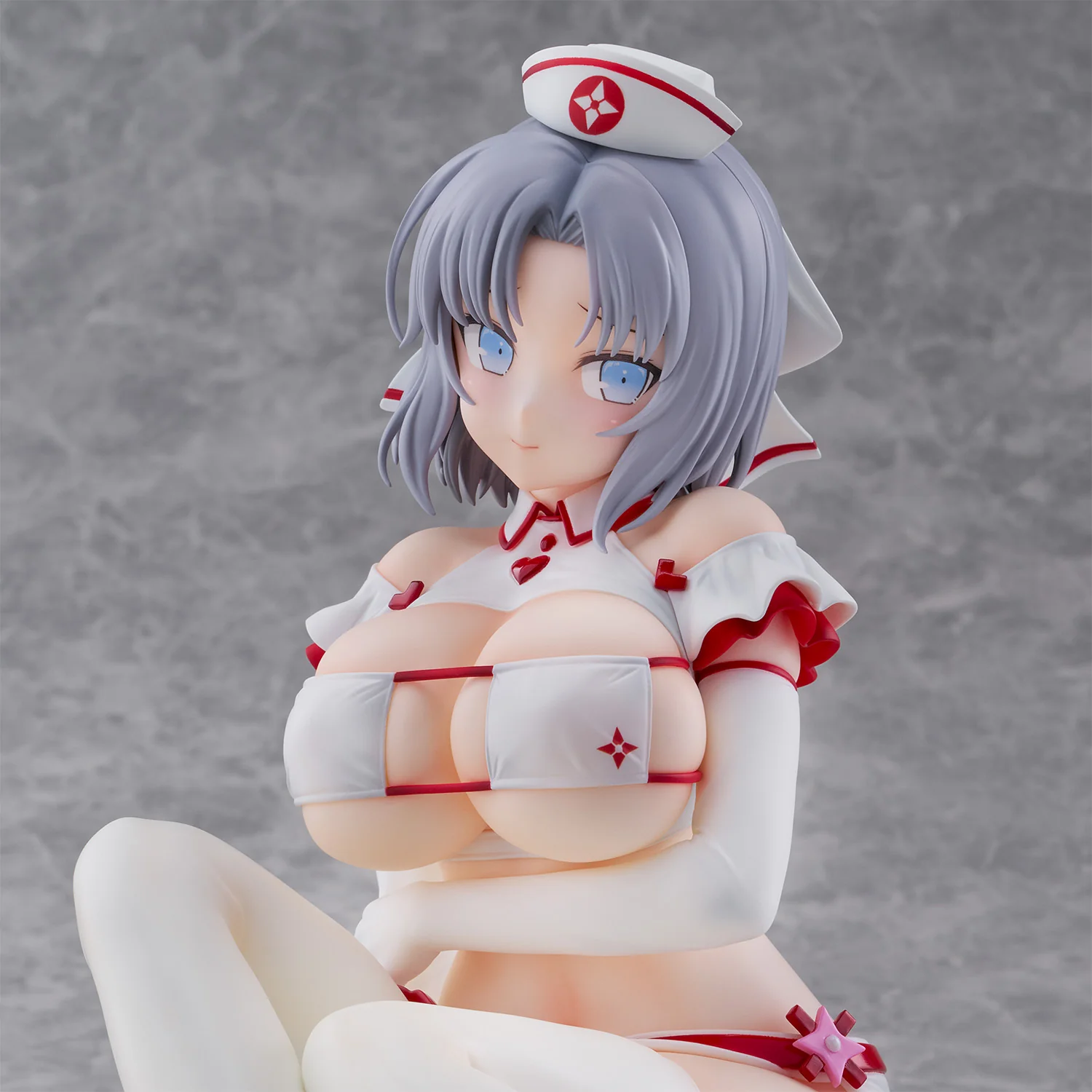 Yumi: Sexy Nurse Ver. 1/4 Scale Figure - Image 5